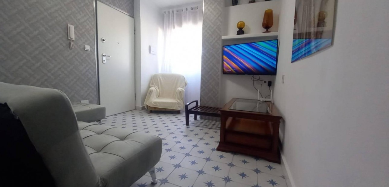 Venta - Apartamento / piso -
Lo Pagan - LA PUNTICA
