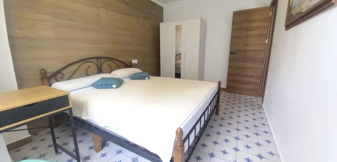 Venta - Apartamento / piso -
Lo Pagan - LA PUNTICA