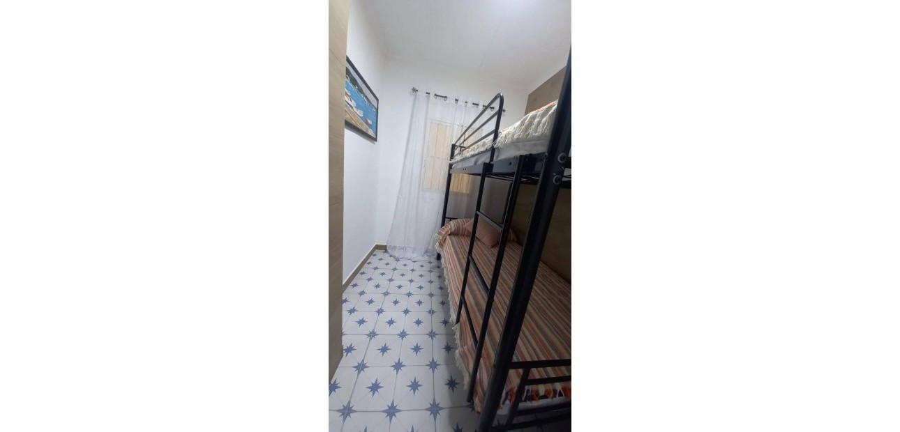 Venta - Apartamento / piso -
Lo Pagan - LA PUNTICA