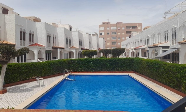 Herverkoop - Bungalow -
Torrevieja - torrevieja