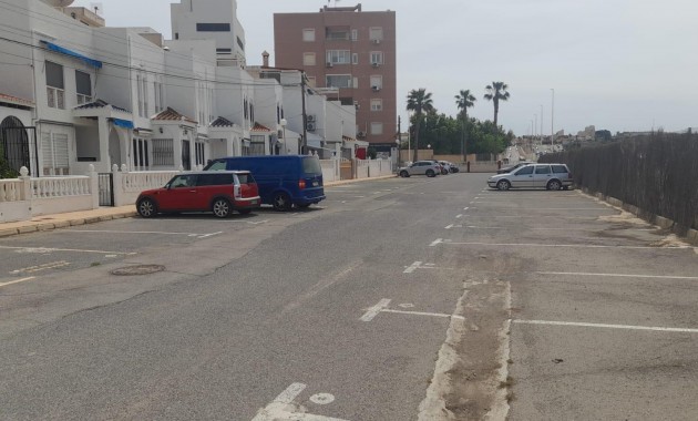Herverkoop - Bungalow -
Torrevieja - torrevieja