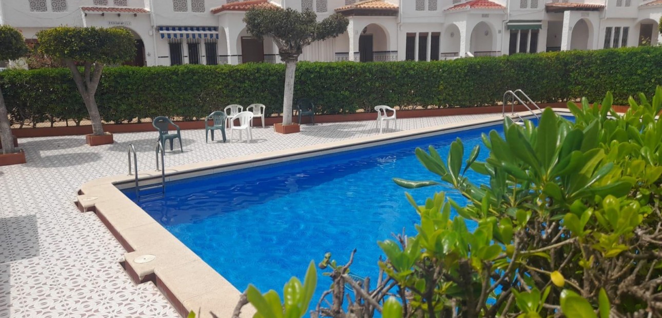 Herverkoop - Bungalow -
Torrevieja - torrevieja