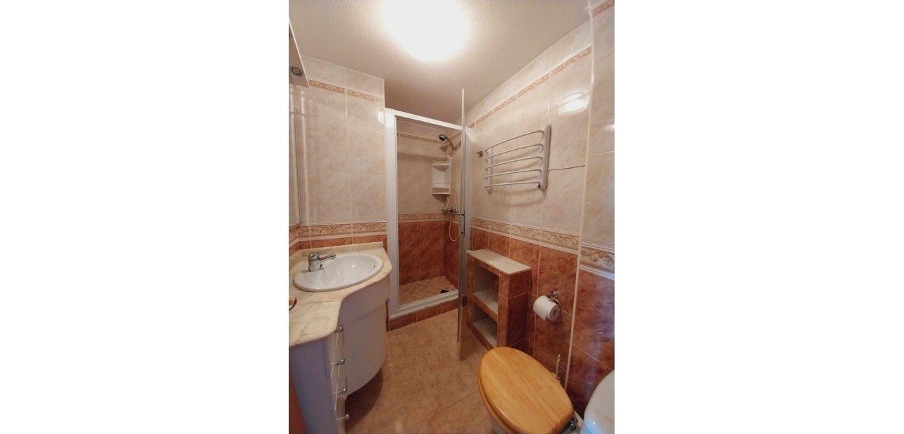 Herverkoop - Bungalow -
Torrevieja - torrevieja
