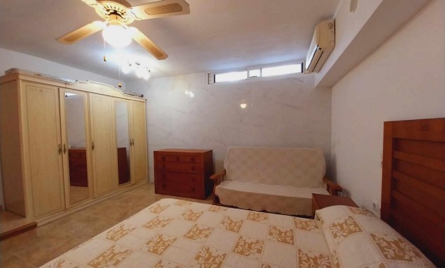 Herverkoop - Bungalow -
Torrevieja - torrevieja