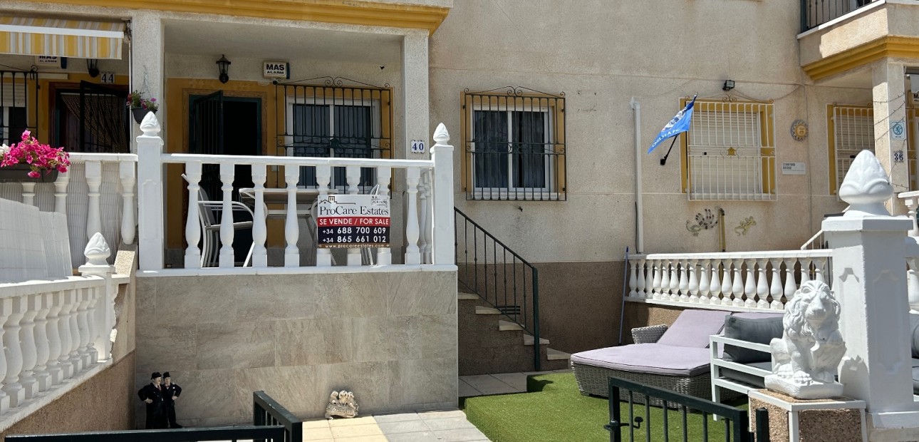 Sale - Apartment / flat -
Algorfa - Montemar