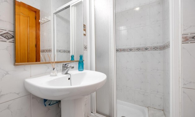 Herverkoop - Appartement / flat -
Torrevieja - Estacion de autobuses