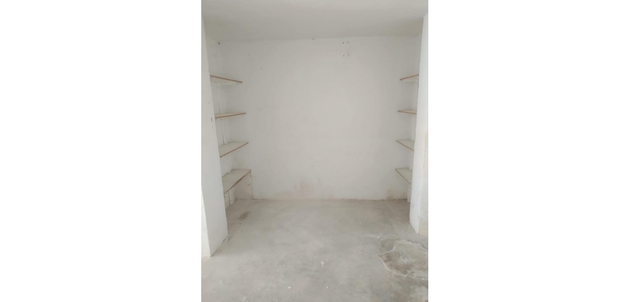 Sale - Garage -
Torrevieja - torrevieja