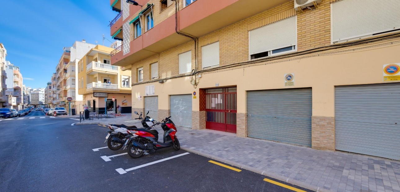 Sale - Garage -
Torrevieja - torrevieja