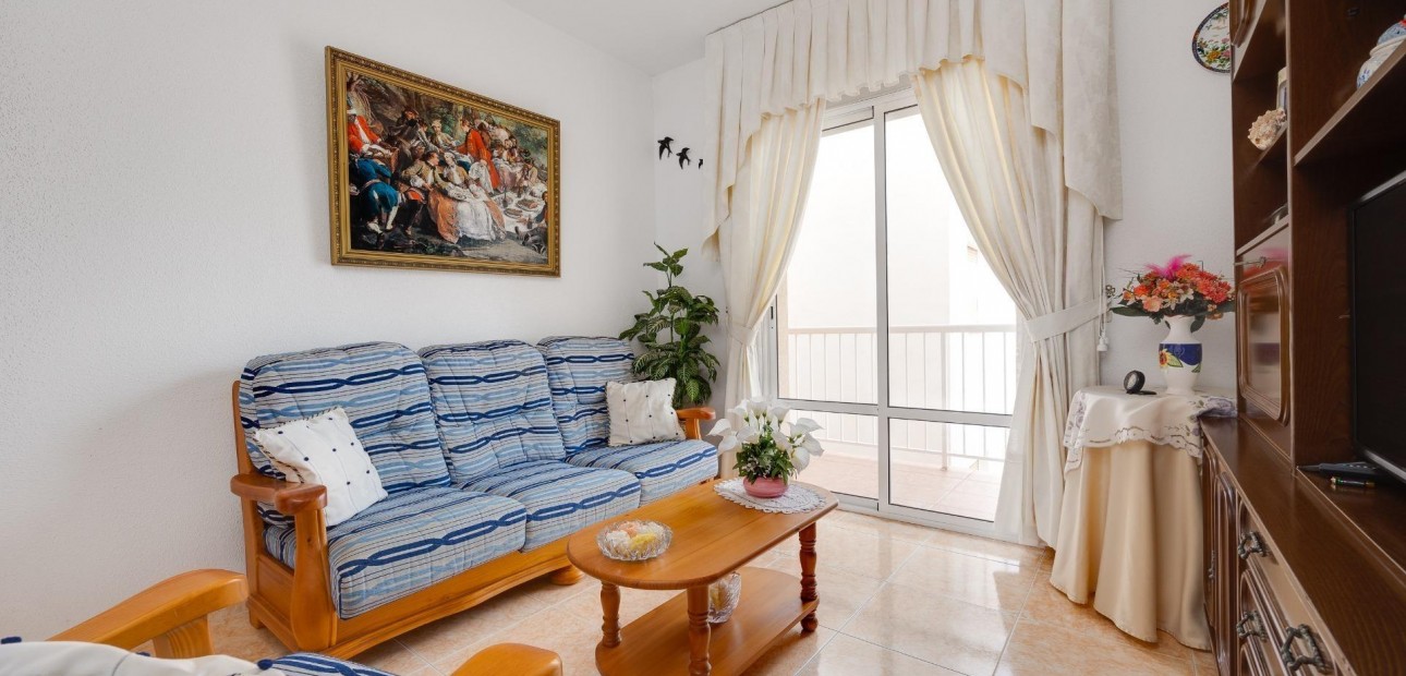 Herverkoop - Appartement / flat -
Torrevieja - torrevieja
