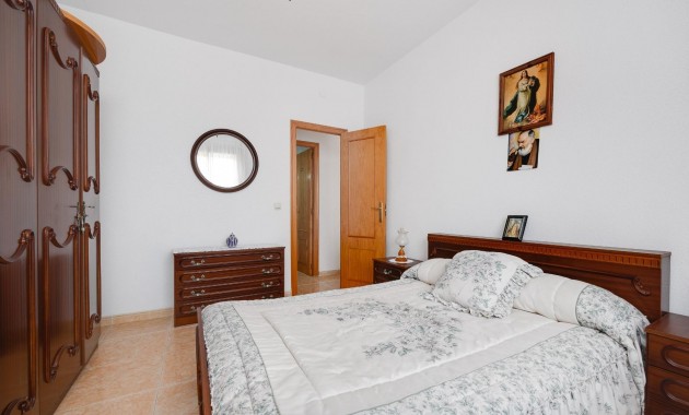 Herverkoop - Appartement / flat -
Torrevieja - torrevieja
