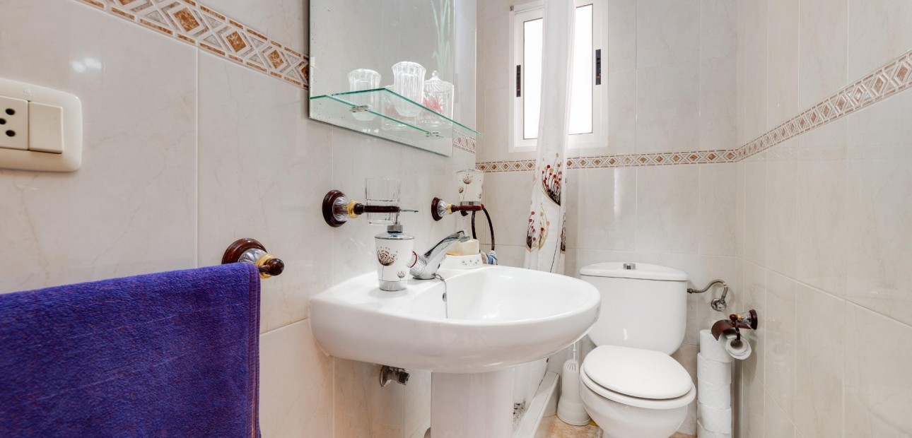 Herverkoop - Appartement / flat -
Torrevieja - torrevieja