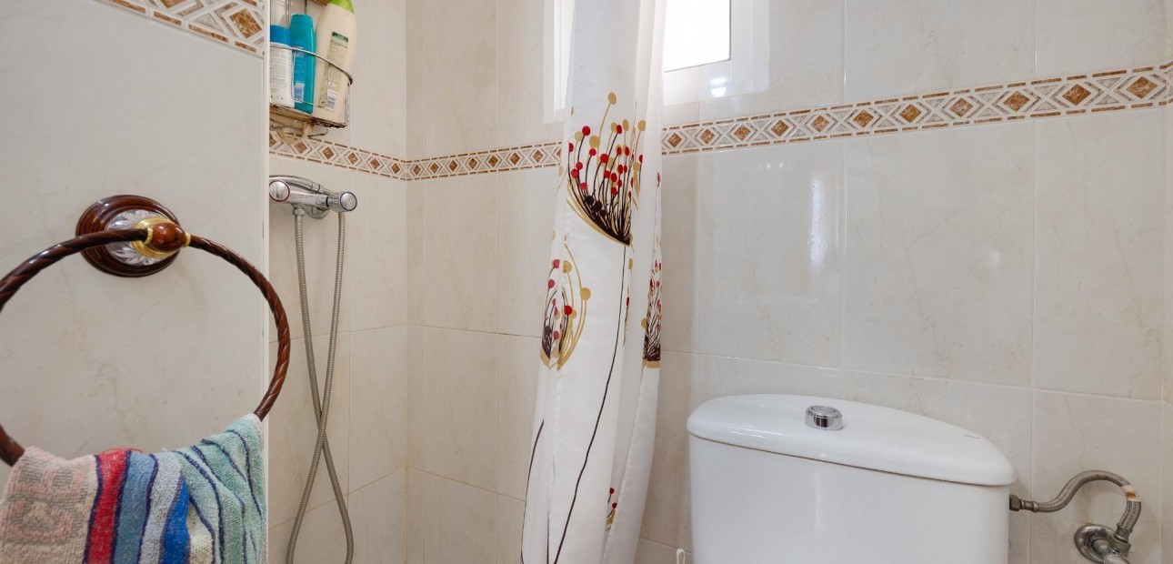 Herverkoop - Appartement / flat -
Torrevieja - torrevieja