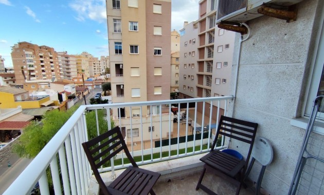 Herverkoop - Appartement / flat -
Torrevieja - Playa de los locos