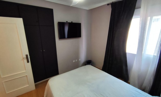 Herverkoop - Appartement / flat -
Torrevieja - Playa de los locos