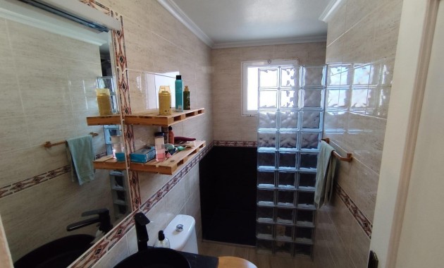 Herverkoop - Appartement / flat -
Torrevieja - Playa de los locos