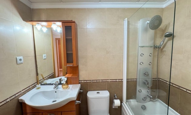 Sale - Apartment / flat -
Torrevieja - torrevieja