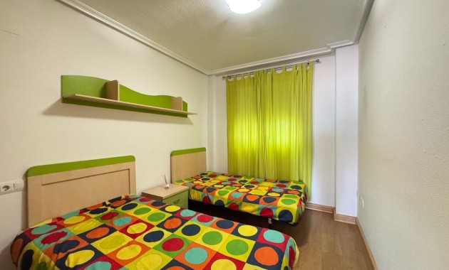 Sale - Apartment / flat -
Torrevieja - torrevieja