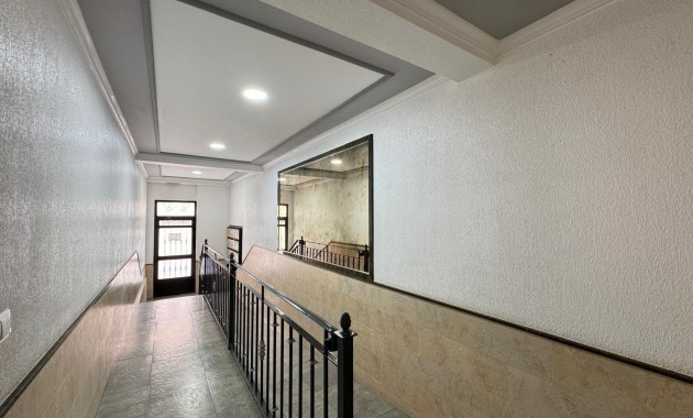 Sale - Apartment / flat -
Torrevieja - torrevieja