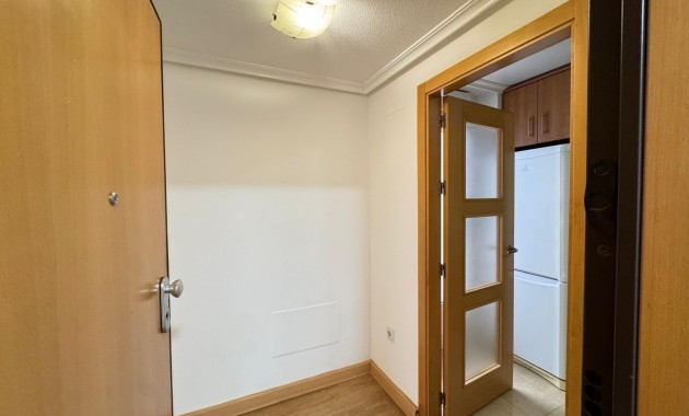 Sale - Apartment / flat -
Torrevieja - torrevieja