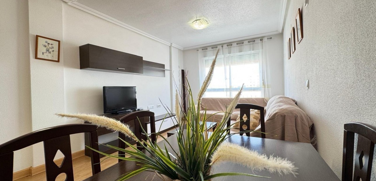 Sale - Apartment / flat -
Torrevieja - torrevieja
