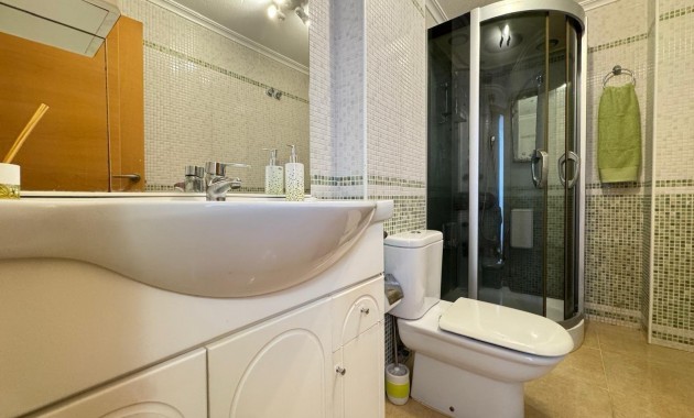 Sale - Apartment / flat -
Torrevieja - torrevieja