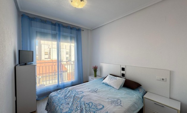 Sale - Apartment / flat -
Torrevieja - torrevieja