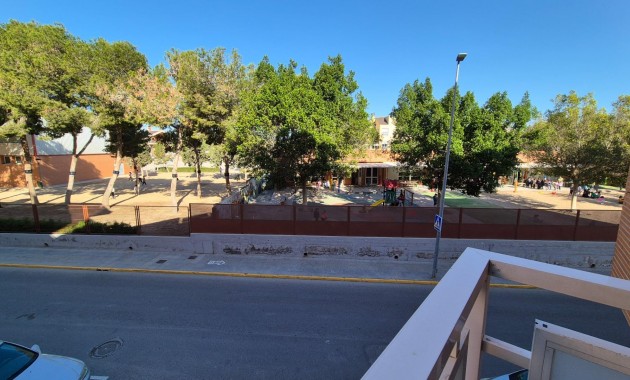 Sale - Apartment / flat -
Los Montesinos - Pueblo 8