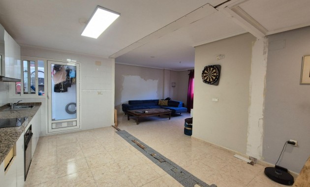 Sale - Apartment / flat -
Los Montesinos - Pueblo 8