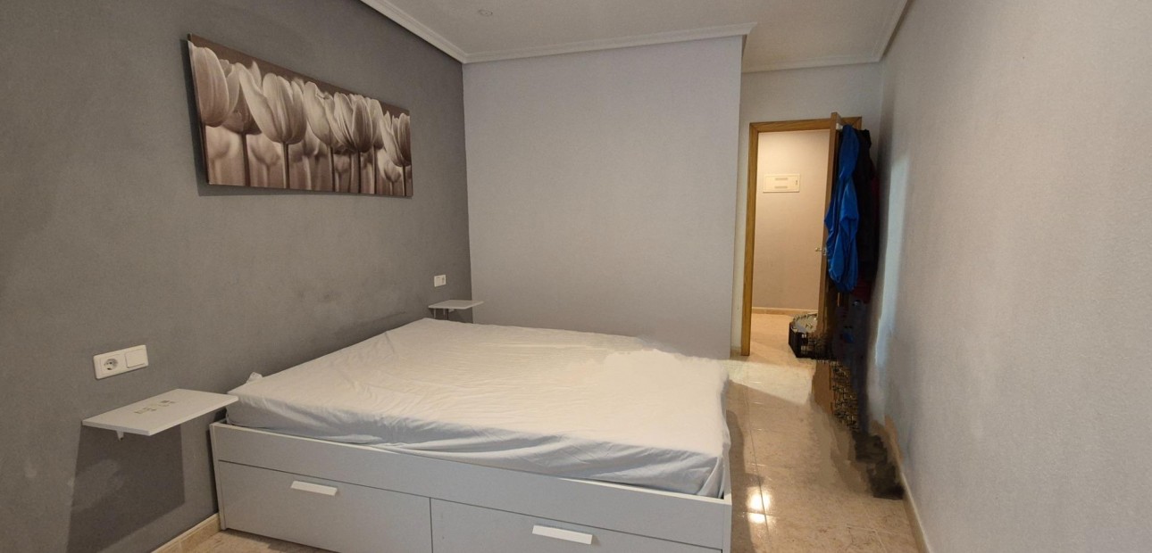 Sale - Apartment / flat -
Los Montesinos - Pueblo 8