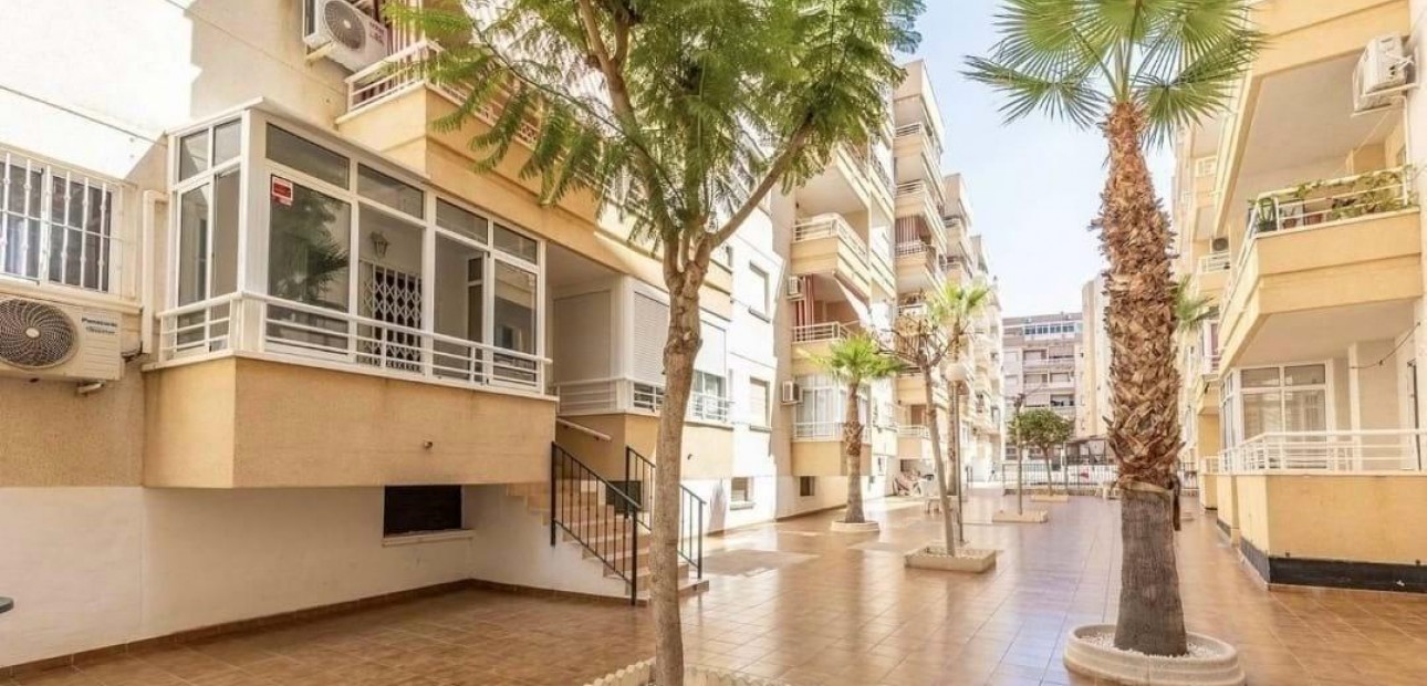 Venta - Apartamento / piso -
Torrevieja - torrevieja