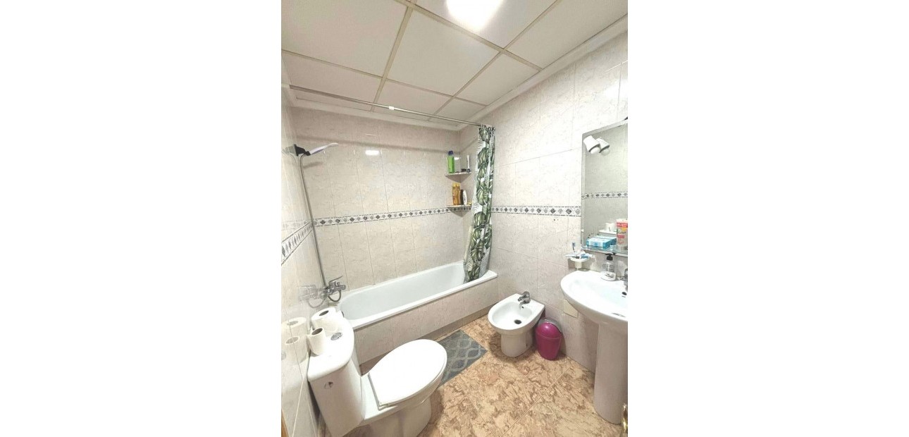 Venta - Apartamento / piso -
Torrevieja - torrevieja