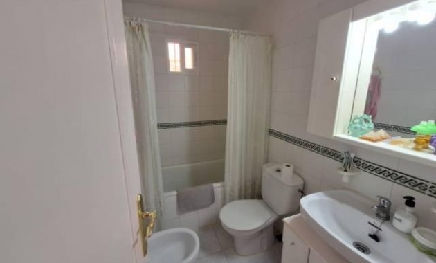 Venta - Bungalow -
Torrevieja - La siesta