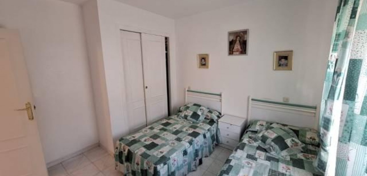 Venta - Bungalow -
Torrevieja - La siesta