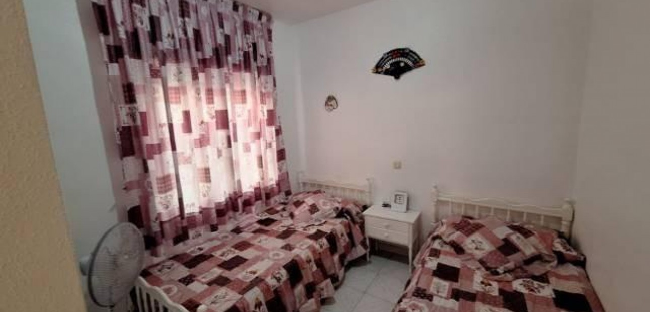 Venta - Bungalow -
Torrevieja - La siesta