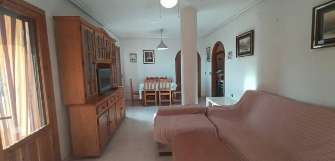 Venta - Apartamento / piso -
Torrevieja - Sector 25