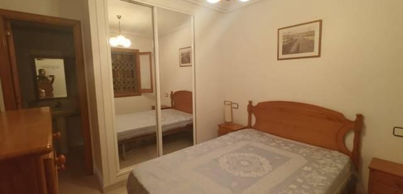 Venta - Apartamento / piso -
Torrevieja - Sector 25