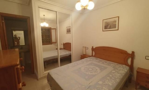 Venta - Apartamento / piso -
Torrevieja - Sector 25