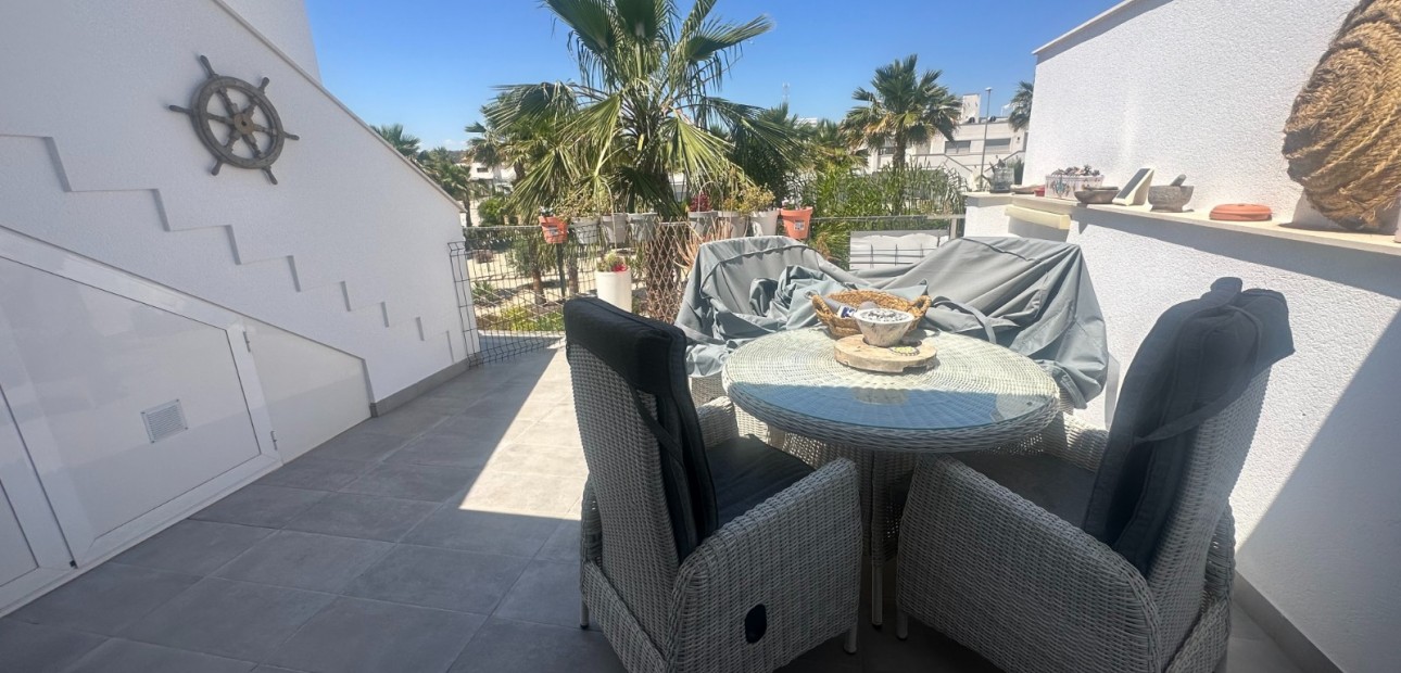 Venta - Apartamento / piso -
Orihuela - Entre Naranjos Vistabella