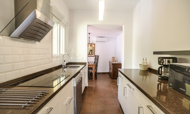 Herverkoop - House -
San Fulgencio - urb.la marina