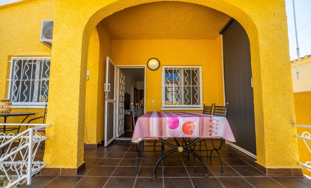 Herverkoop - House -
San Fulgencio - urb.la marina