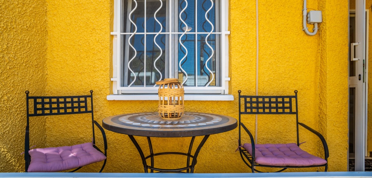 Herverkoop - House -
San Fulgencio - urb.la marina