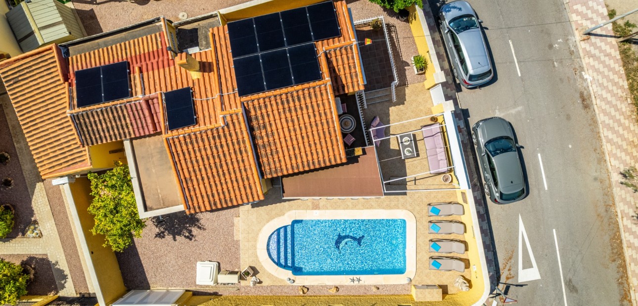 Herverkoop - House -
San Fulgencio - urb.la marina