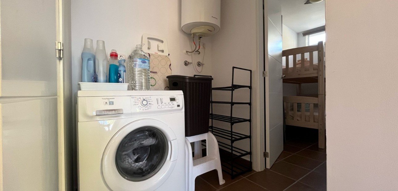 Herverkoop - House -
San Fulgencio - urb.la marina
