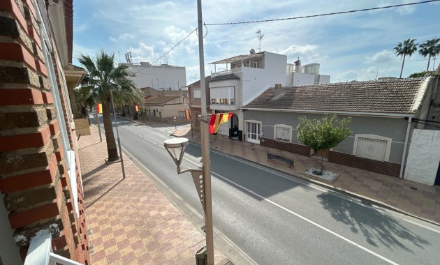 Venta - Apartamento / piso -
Jacarilla