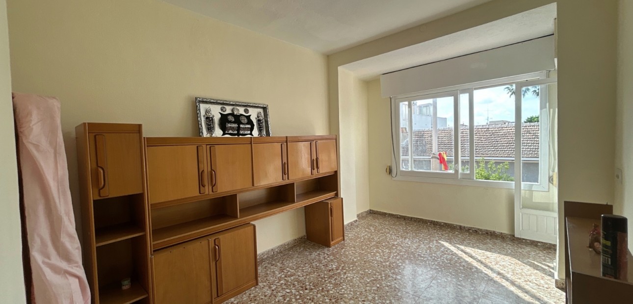 Venta - Apartamento / piso -
Jacarilla