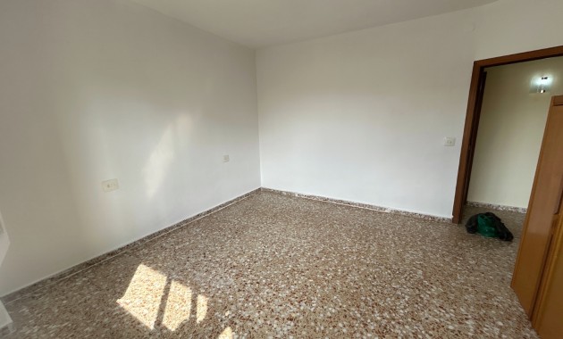 Venta - Apartamento / piso -
Jacarilla