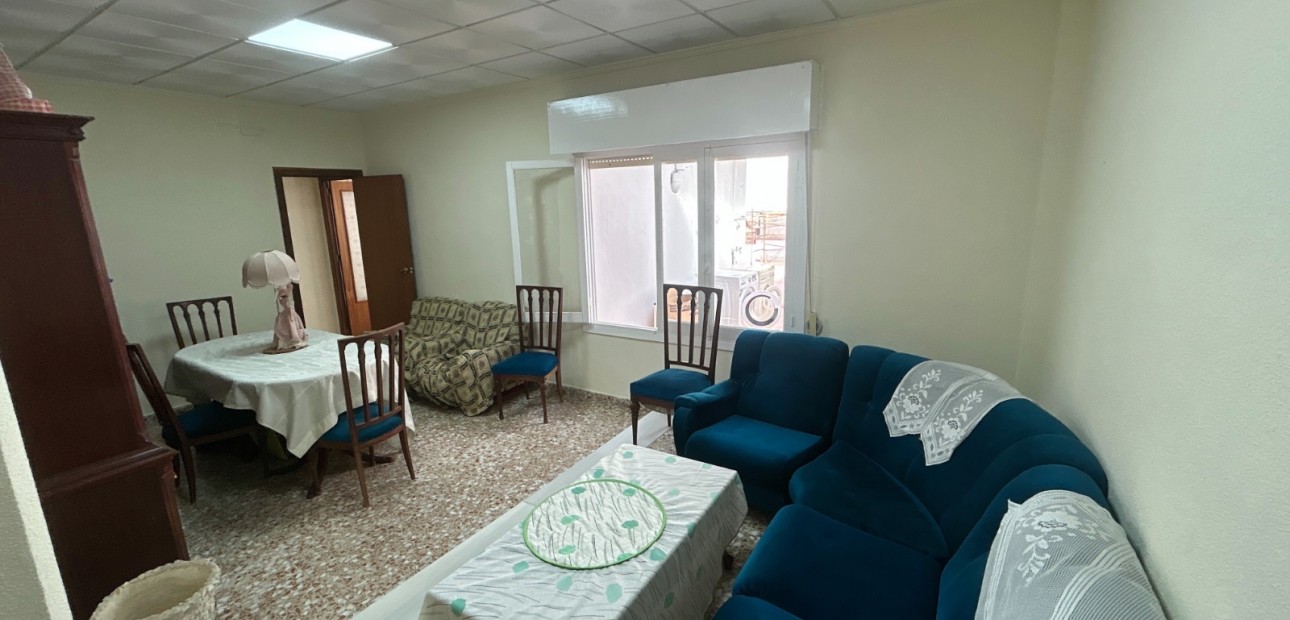Venta - Apartamento / piso -
Jacarilla