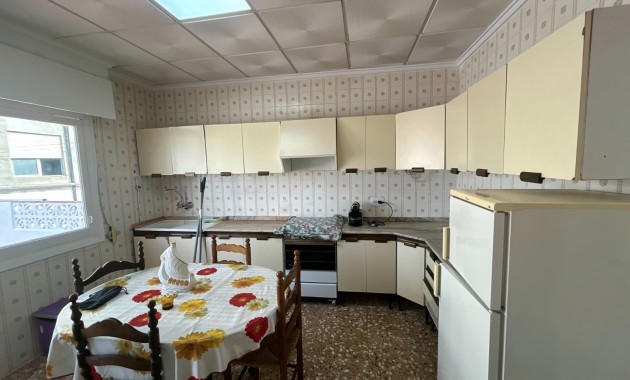 Venta - Apartamento / piso -
Jacarilla