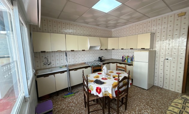 Venta - Apartamento / piso -
Jacarilla