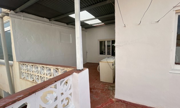 Venta - Apartamento / piso -
Jacarilla